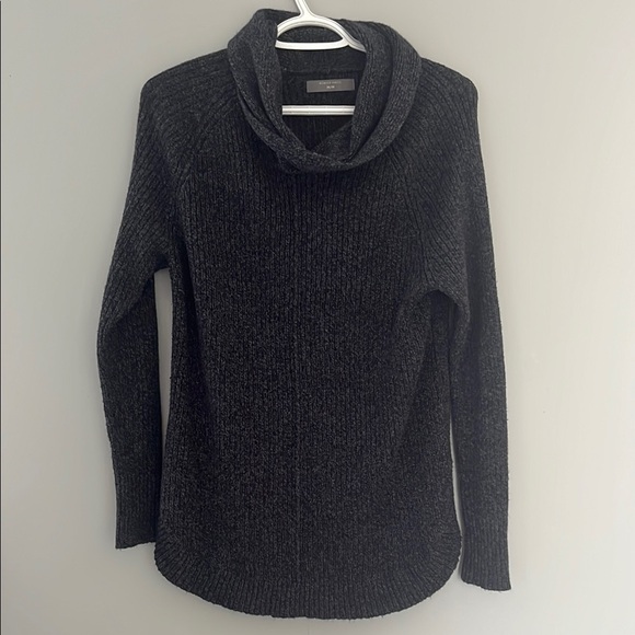 Women's Denver Hayes Dark Blue Sweater Size Medium - Picture 1 of 8